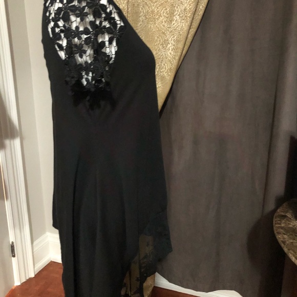 Lace sleeved top - Picture 4 of 5
